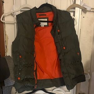 Orvis Reversible Olive green with orange trim